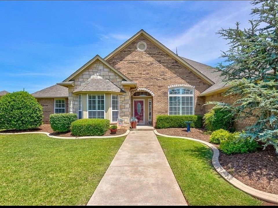 1st image of 2008 Pembroke Ln
