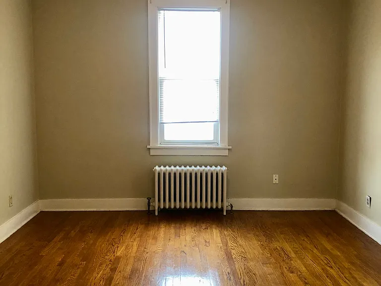 614 S 5th St #1 — Photo 7