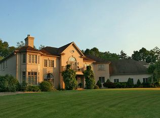 2 Silver Brook Rd, Morristown, NJ 07960