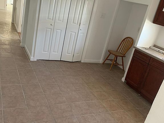 2nd image of 2187 Law St #B