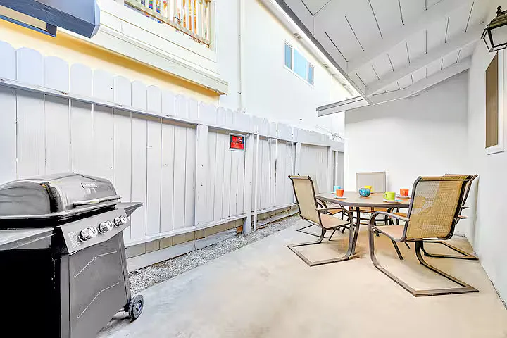 1320 W Balboa Blvd #A — Photo 14