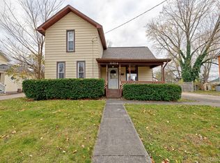 11614 Davis St, Grand Blanc, MI 48439