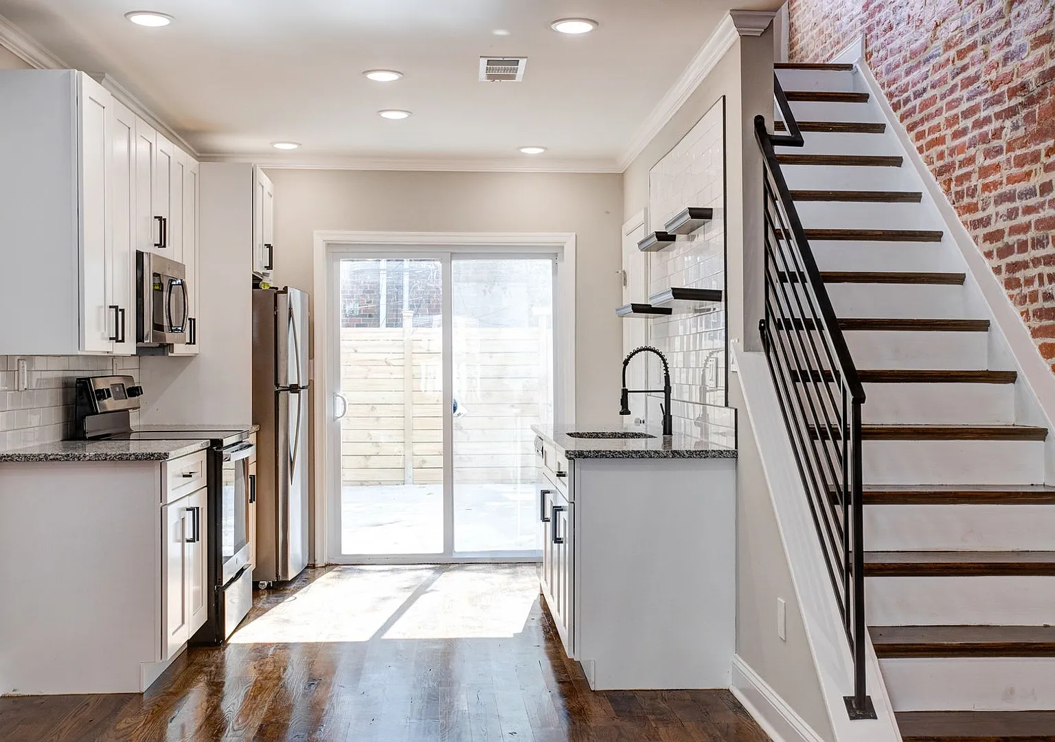 Spacious City Living Awaits at 2914 Westmont Street! — Photo 3