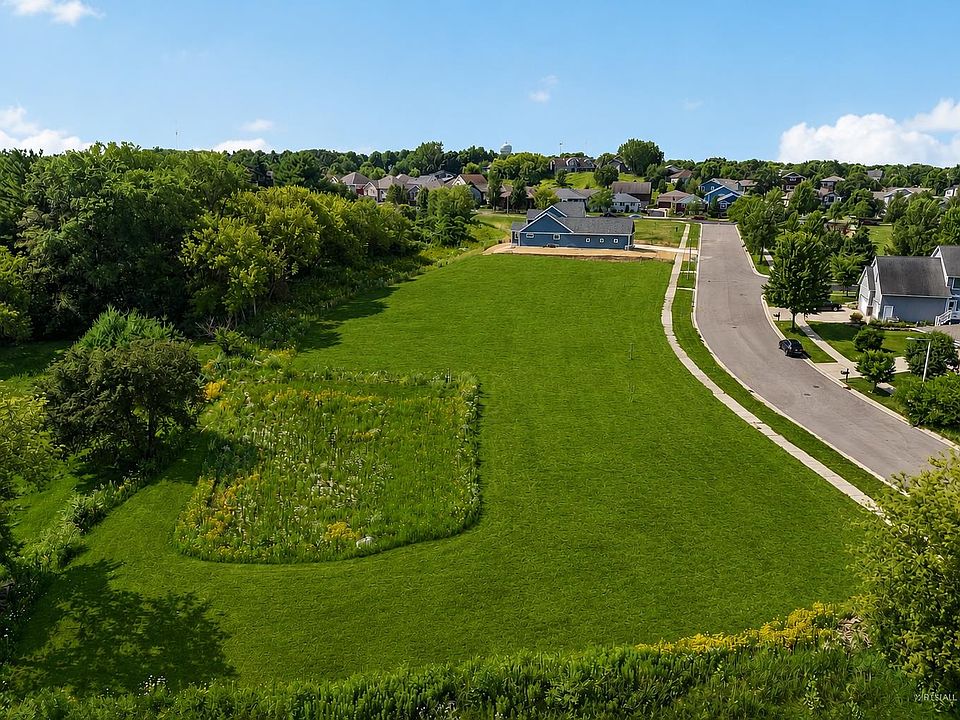 1st image of 2612 Oak Meadow Dr