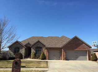 1459 E Wilder Dr, Springfield, MO 65804