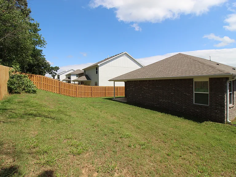 1450 Ari Ave — Photo 30