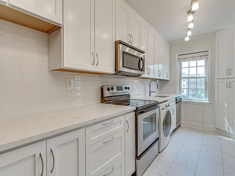 600 Bashford Ln #2333 — Photo 9