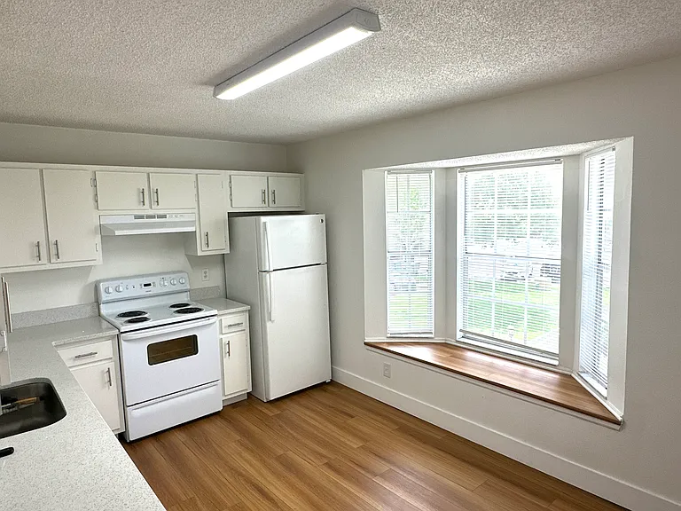 6020 Scotchwood Gln #210 — Photo 19