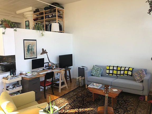 4th image of 314 N 12th St APT 601