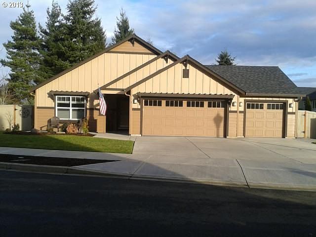 1st image of 9823 NE 157th Ave