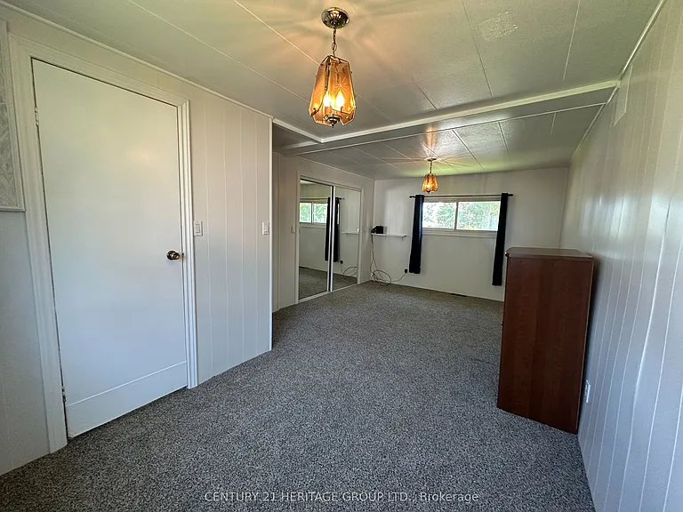 11 Maple Ct — Photo 16