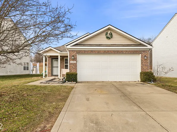 3190 Parkview Dr, Columbus, IN 47201