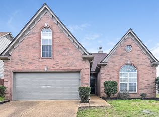 7077 Queens Crown Ct, Memphis, TN 38125