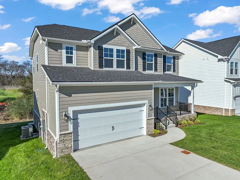 141 Rose Hannah Dr — Photo 2