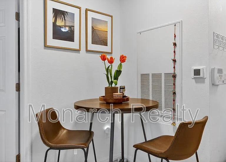 1185 SW 9th Rd #212 — Photo 6