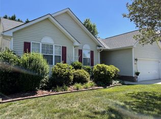 1225 Birch Hill Dr, Kernersville, NC 27284