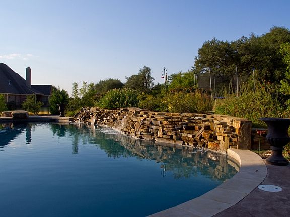 5th image of 15048 Sendero Ln