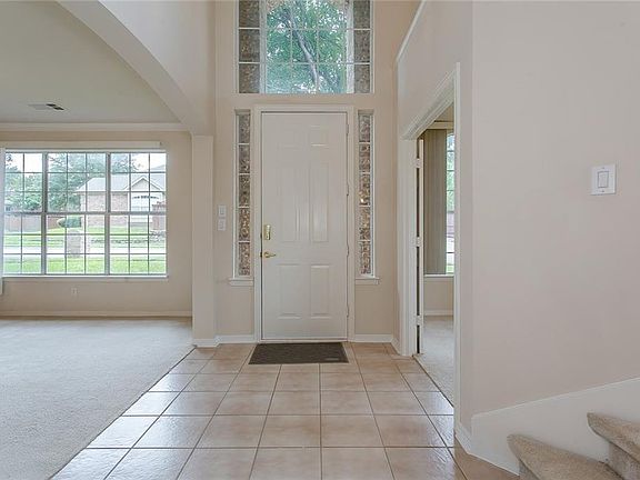 3rd image of 3622 Christopher Ln