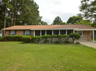 303 Dakota Pl, Warner Robins, GA 31093