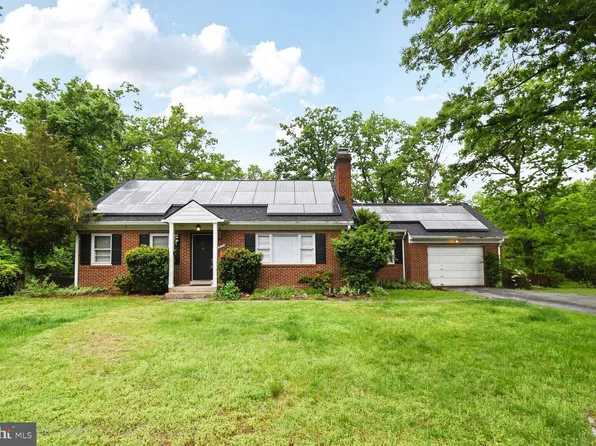 4014 Foreston Rd, Beltsville, MD 20705