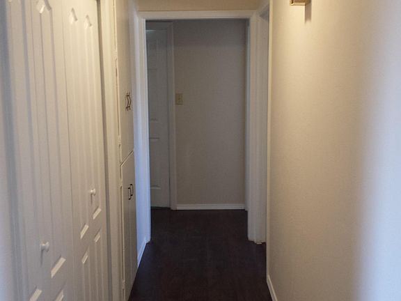 5th image of 409 Limit Ave N