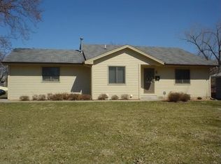 753 Fremont St, Anoka, MN 55303