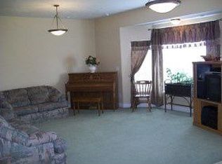 498 N 800th St E, Springville, UT 84663