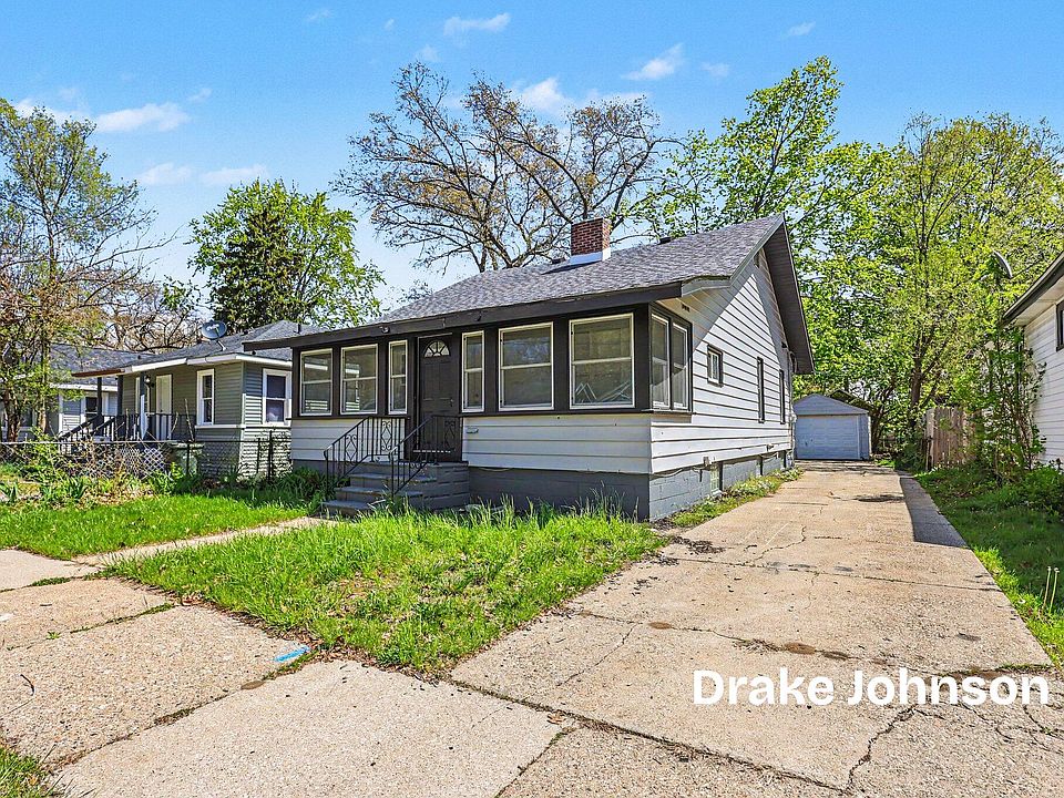 1st image of 1626 Dyson St