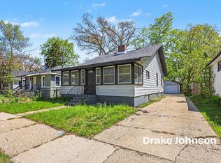 1626 Dyson St, Muskegon, MI 49442