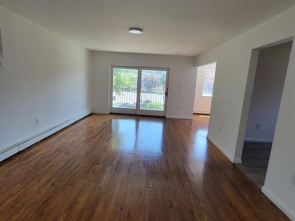 2nd image of 1955 Burke Ave Floor 3