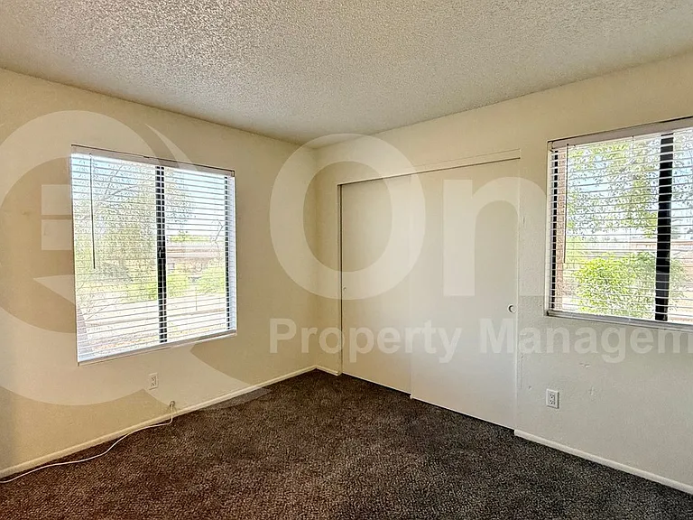 5757 W Eugie Ave #1013 — Photo 10