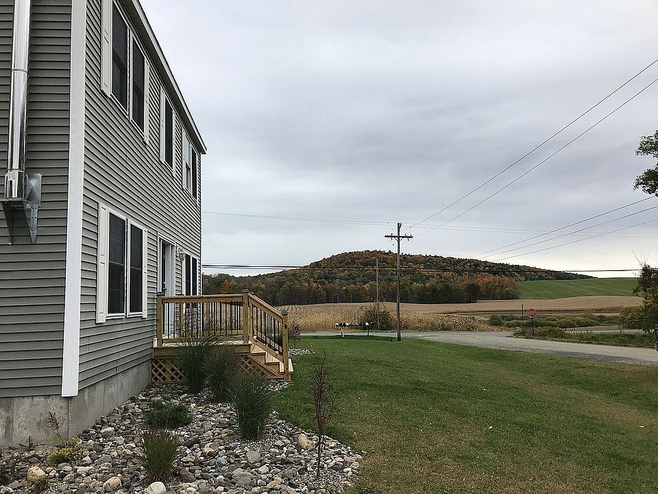 1st image of 8 Rogers Ln