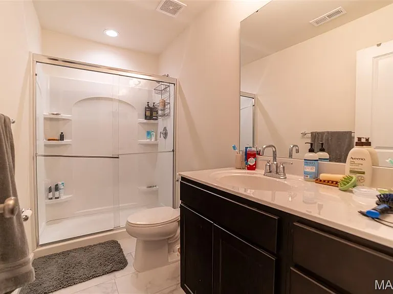 5004 Daggett Ave — Photo 12