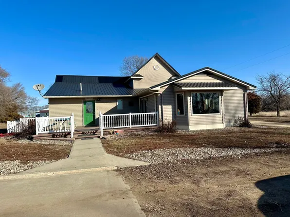 41563 266th St, Ethan, SD 57334