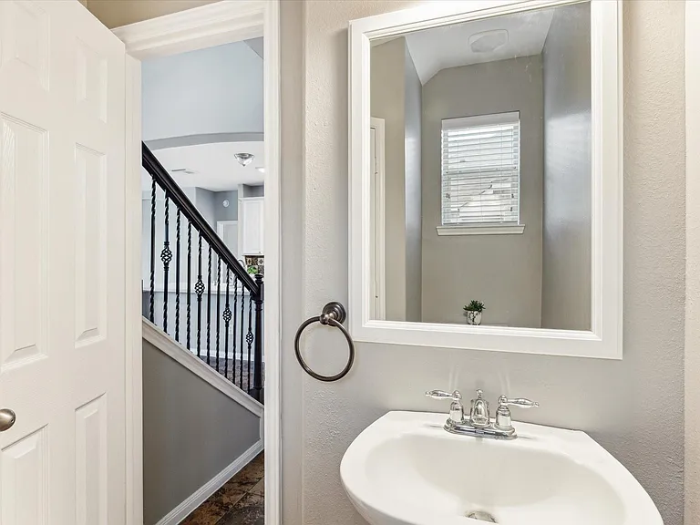 3122 Schumann Oaks Dr — Photo 17