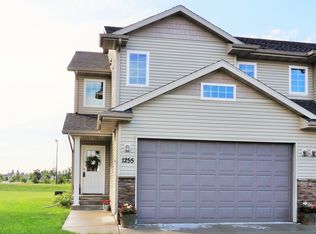 1255 39th Ave S, Moorhead, MN 56560
