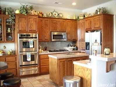 2nd image of 9809 Black Oak Ct