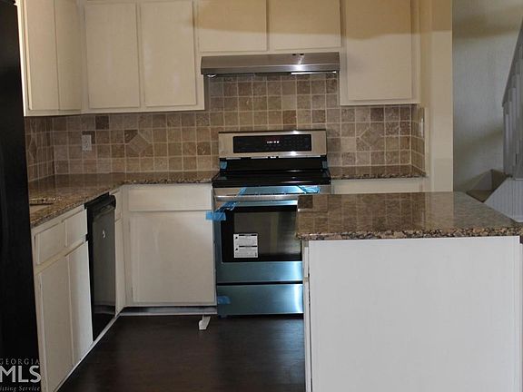5th image of 6792 Oakland Dr