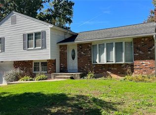 71 Lepage Dr, Southington, CT 06489