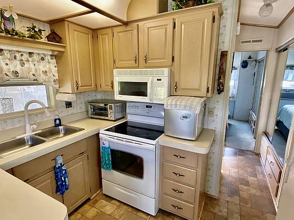 5th image of 14400 W Colonial Dr Lot 65