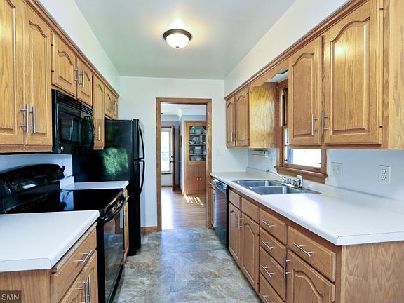 2nd image of 1219 Smith Ave S