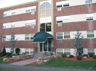 588 Main St APT 2A, Stoneham, MA 02180