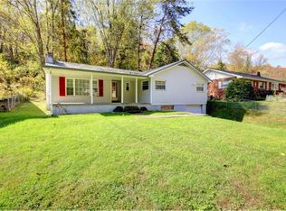 415 Crestview Dr, Charleston, WV 25302