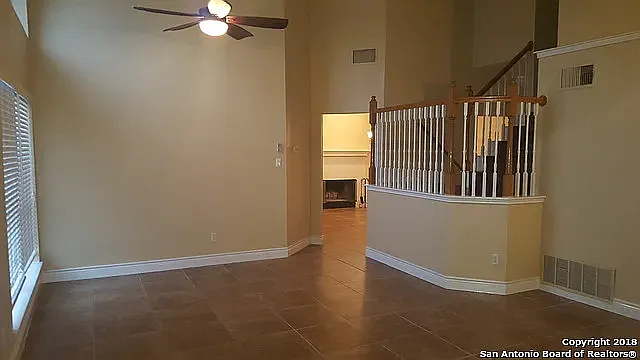 3803 Cove Meadow Dr — Photo 4