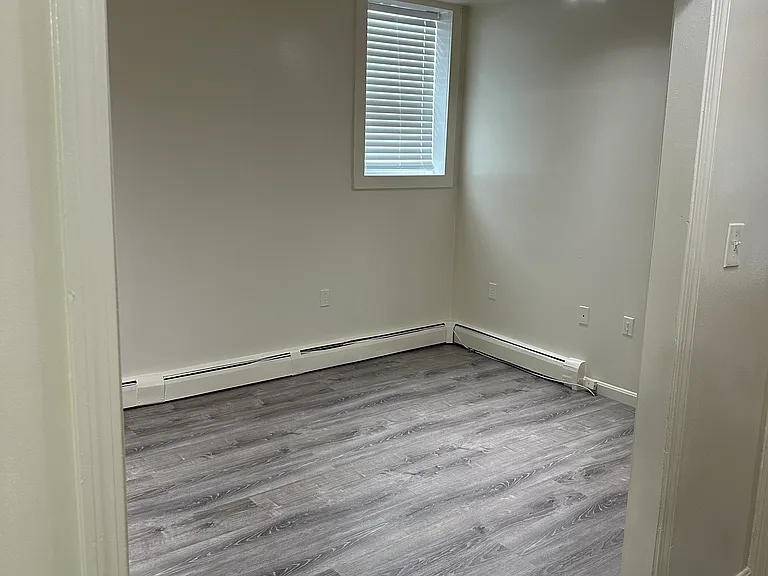 26 Grove St #1 — Photo 4