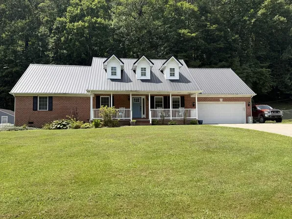 245 Hidden Valley Rd, Paintsville, KY 41240