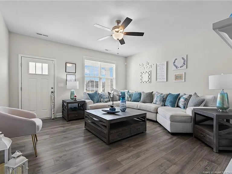 1660 Stackhouse Dr — Photo 11
