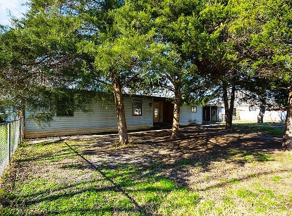 2nd image of 230 County Road 4859