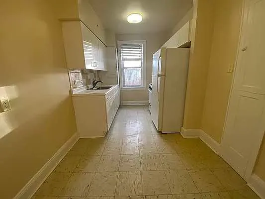 Rented by Contact Realty | media 2