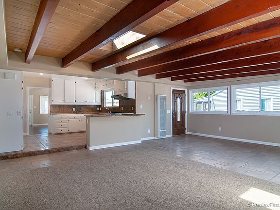 5th image of 2637 Granger Ave